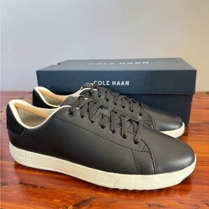 Cole Haan GrandPro Tennis Sneakers Black White Leather Women’s 7.5B New in Box